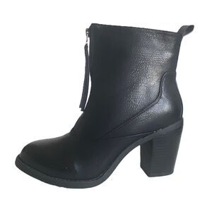 NWT Adriana New York Zippered Booties 3 Inch Heel Womens Vegan Leather Shoes 8.5